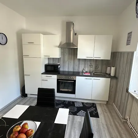 Knobloch Louis Apartman