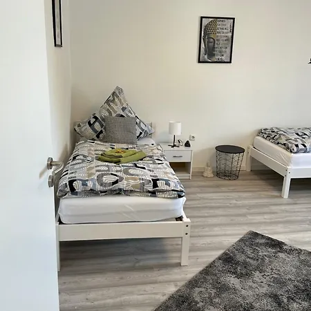 Knobloch Louis Apartman