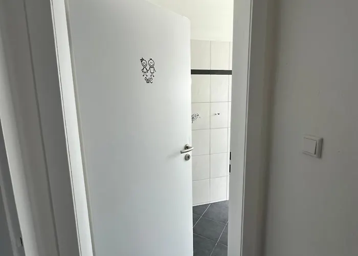 Knobloch Louis アパート