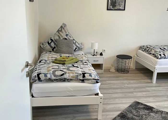 Knobloch Louis アパート