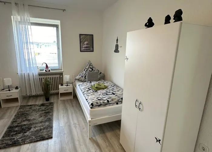 Knobloch Louis شقة *