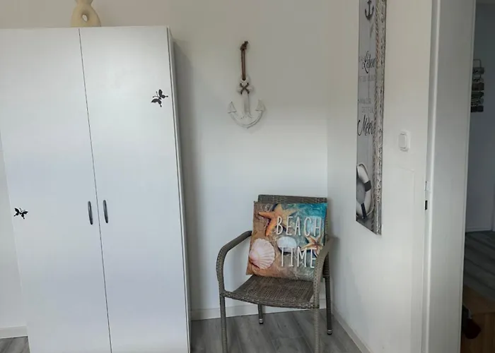 Knobloch Louis شقة *